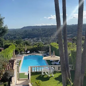 la-bastide-gourmande.fr-provencehotel.com/